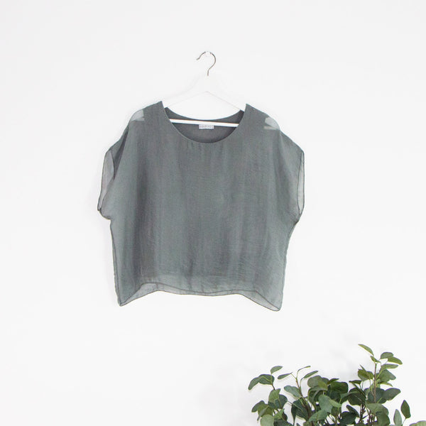 100% Silk boxy short sleeve top - Clothing