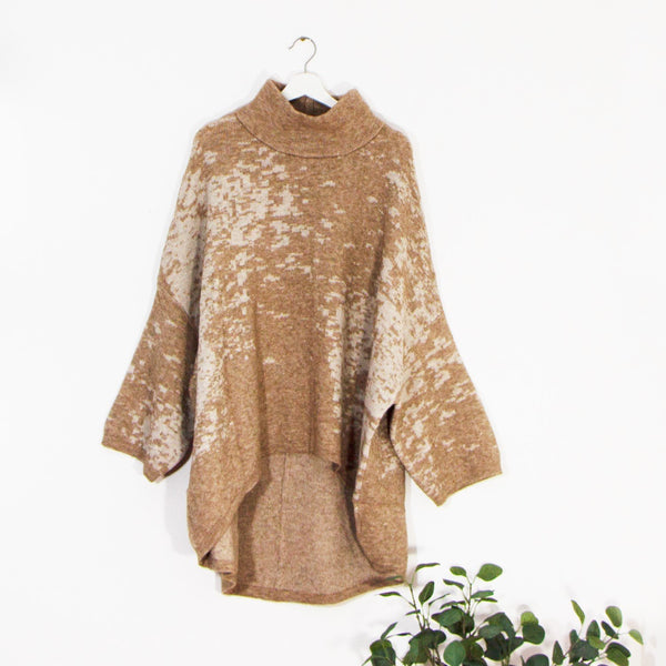 Luxury free size flattering jumper with subtle botch design - Clothing