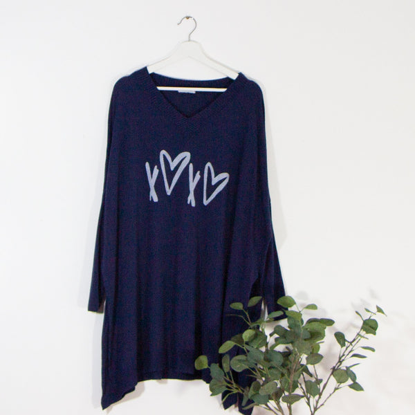 Fine knit v-neck free size jumper with heart and cross motif