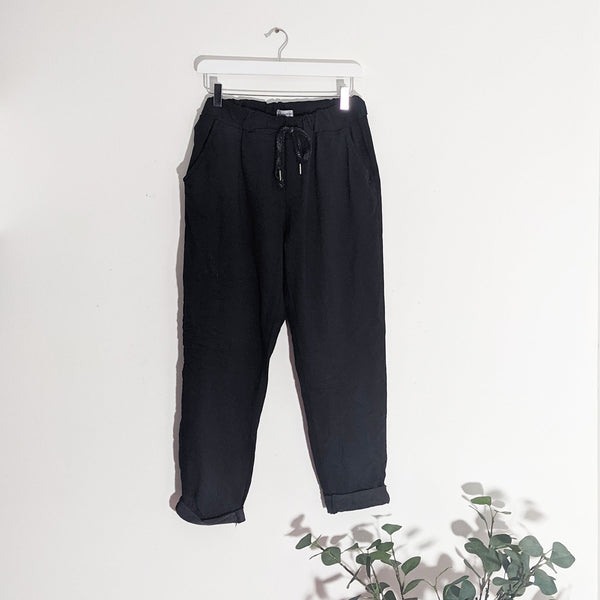 Plain super stretch trousers with front pockets only