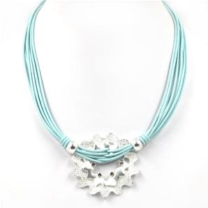 Wavy circle design on multistrand necklace